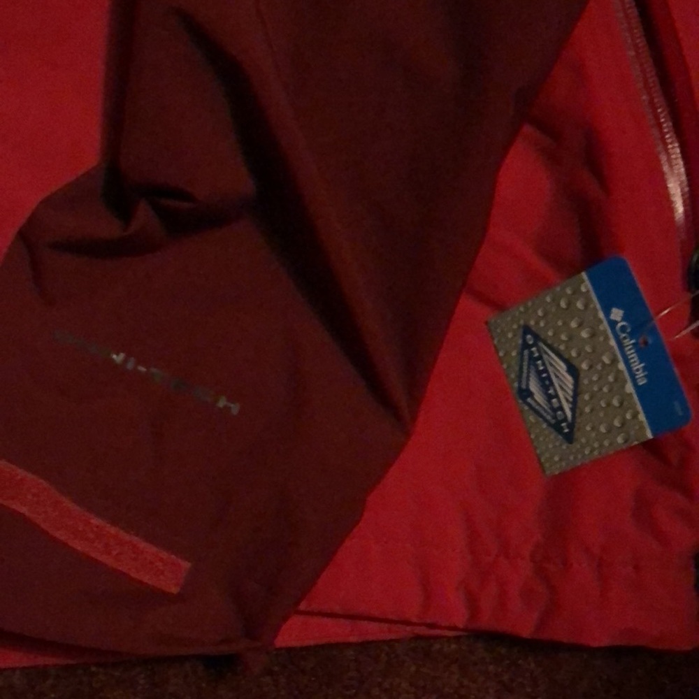 Brand new COLUMBIA OMNI-TECH RAIN JACKET - X-Large in red and burgundy - Picture 4 of 11